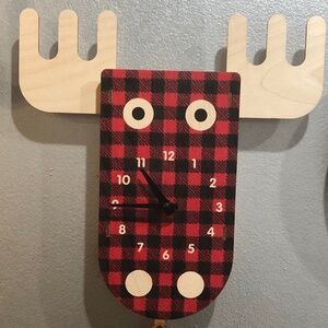 Modern Moose Moose Pendulum Wall Clock
